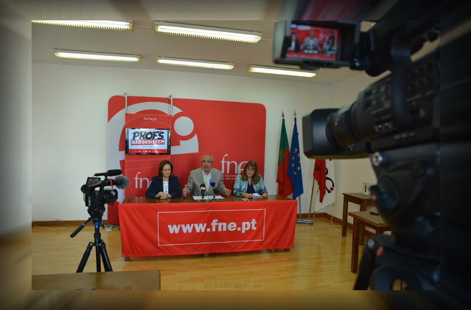 Conferência de imprensa apresenta resolução aprovada pelo Secretariado Nacional FNE 