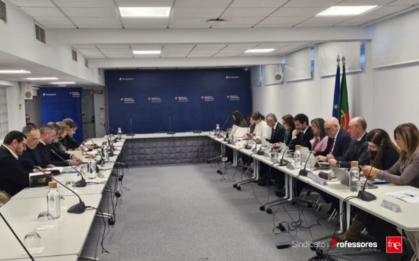 Balanço da segunda reunião com MECI sobre perfil geral do/a docente